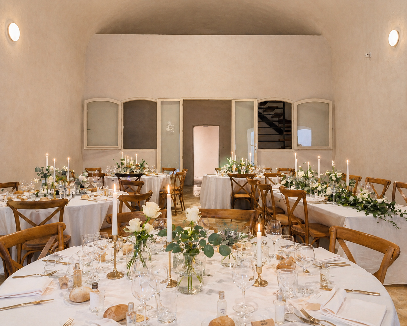 Salle configurée pour réception privée